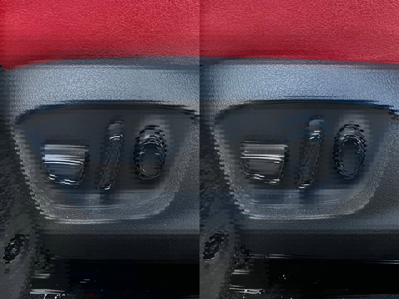 Used 2020 Toyota Camry XSE image 10