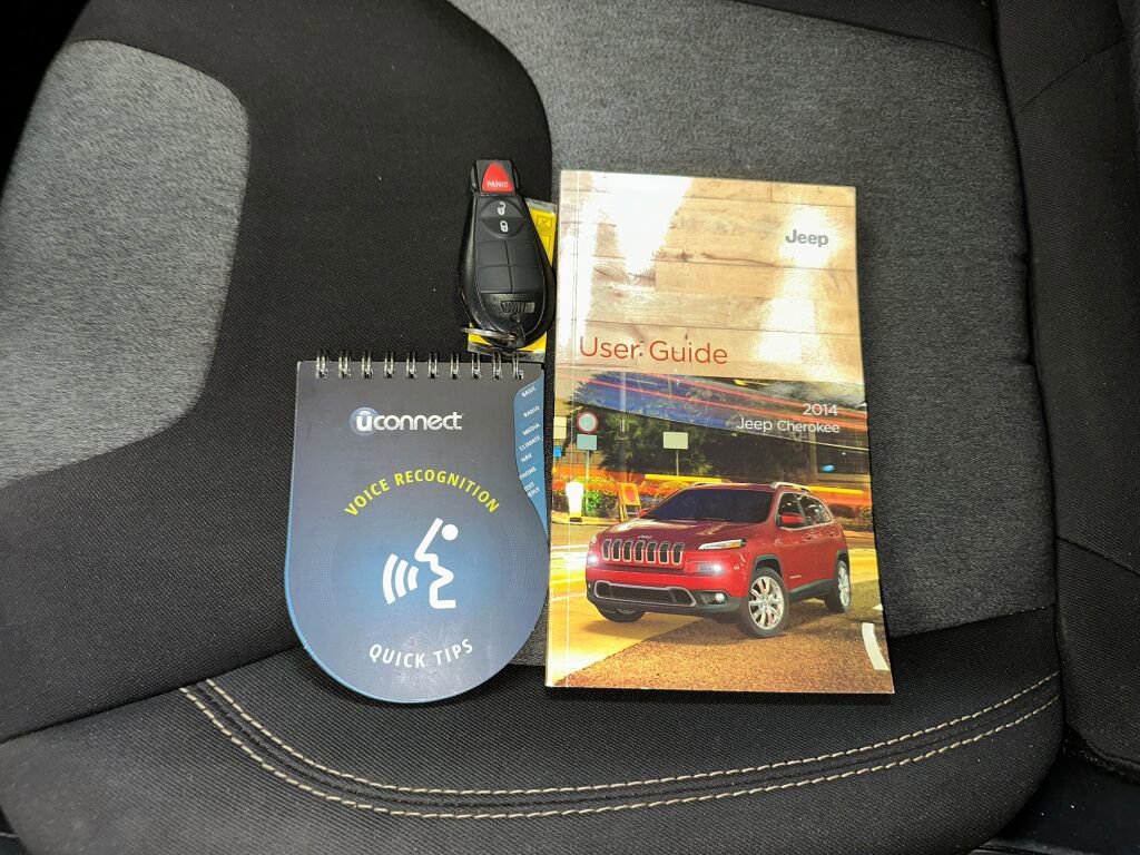 Used 2014 Jeep Cherokee Latitude image 4