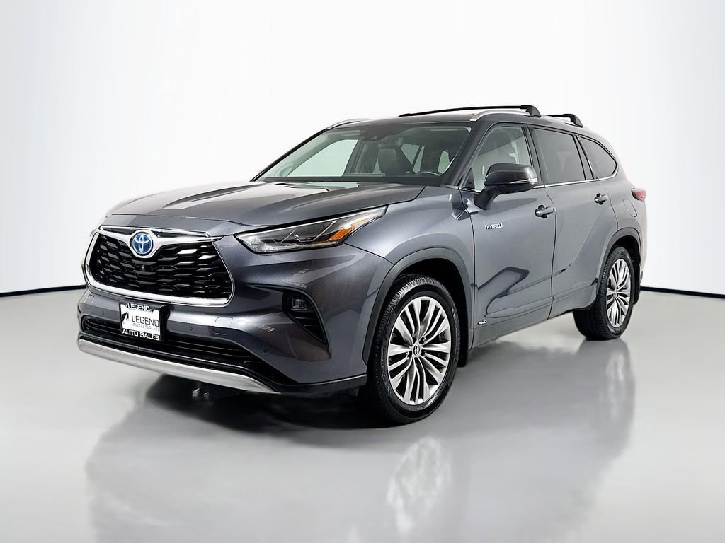 Used 2021 Toyota Highlander Platinum image 1