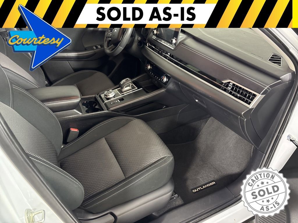 Used 2022 Mitsubishi Outlander ES image 15