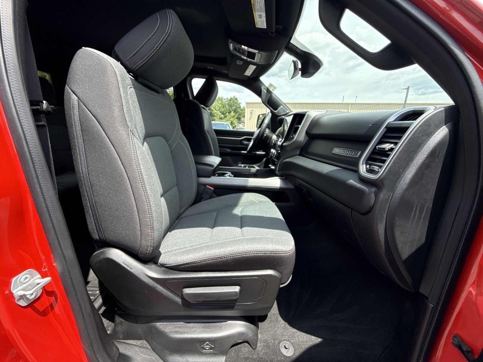 Used 2022 RAM 1500 Big Horn AWD/4WD image 28