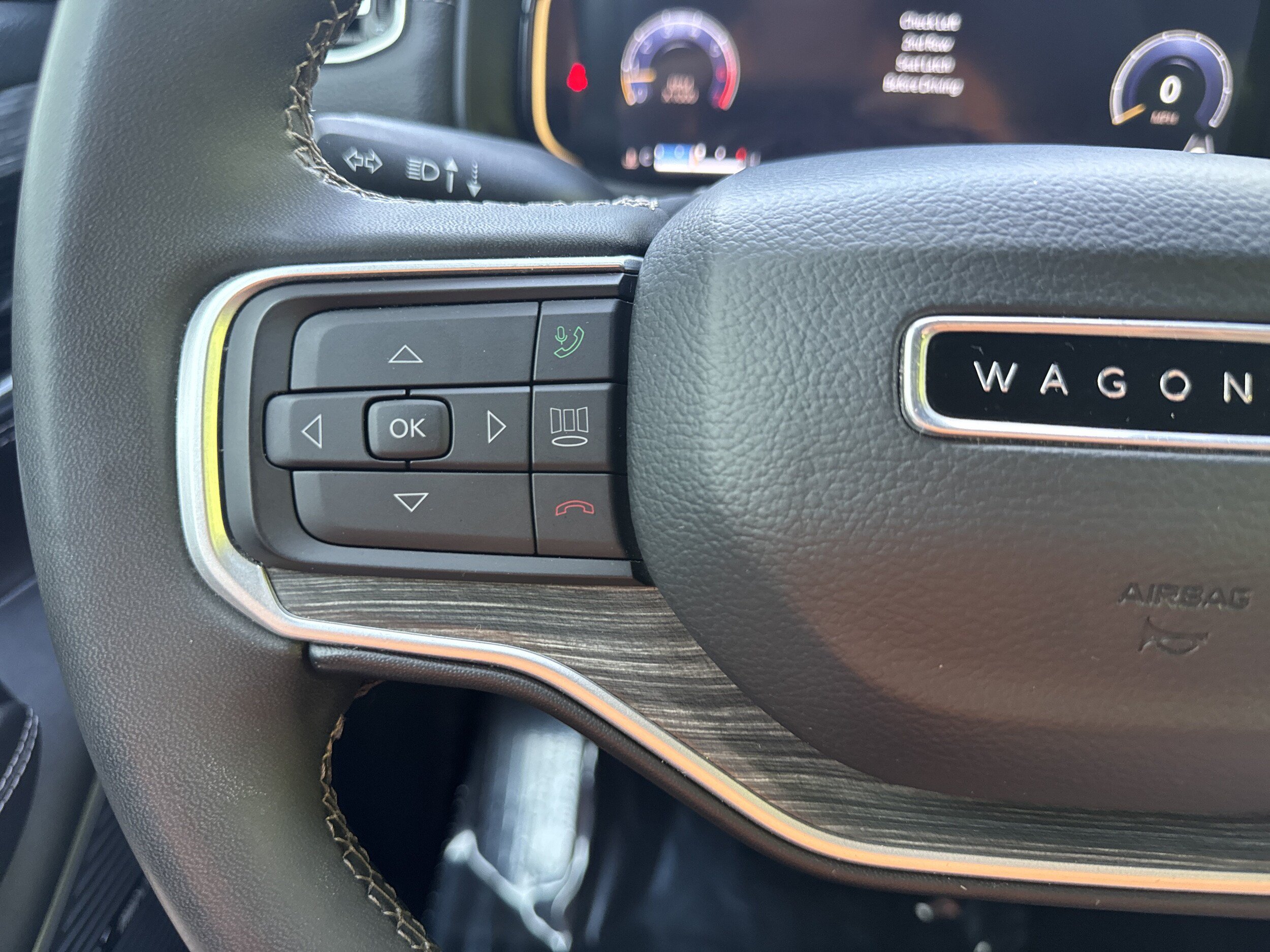 Used 2024 Jeep Wagoneer Series II w/ Flexible Seating Group AWD/4WD image 24