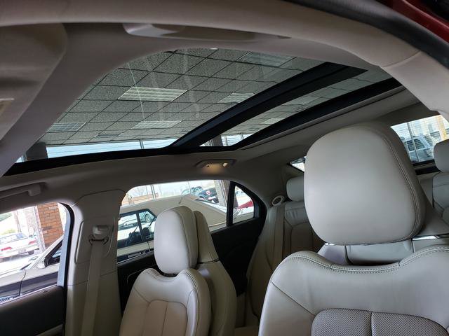 Used 2019 Lincoln Continental Select w/ Continental Climate Package image 11