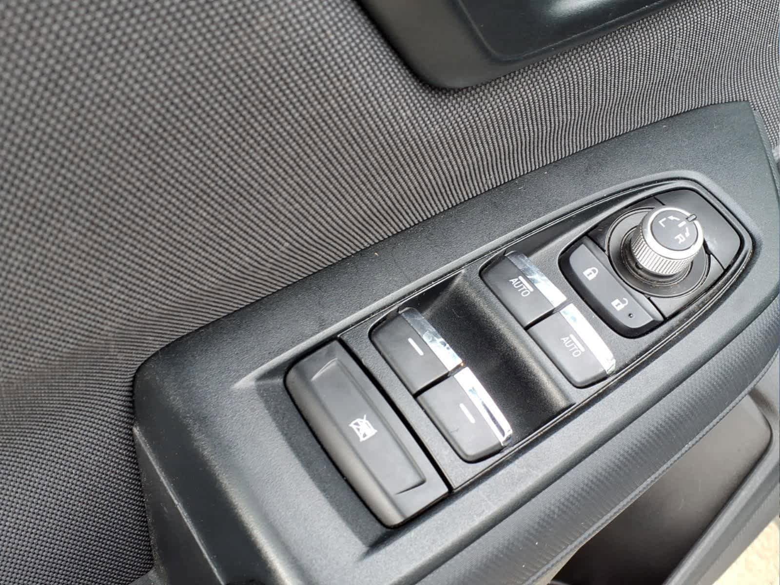 Used 2025 Subaru Forester Premium AWD/4WD image 12