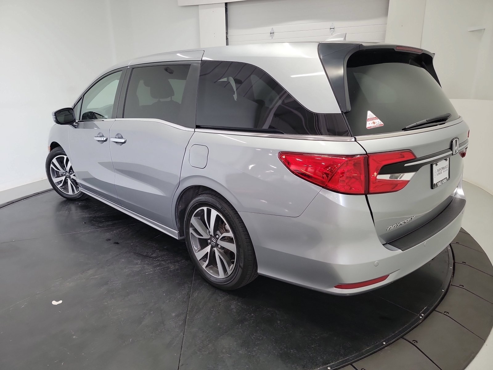 Certified 2023 Honda Odyssey Touring image 6