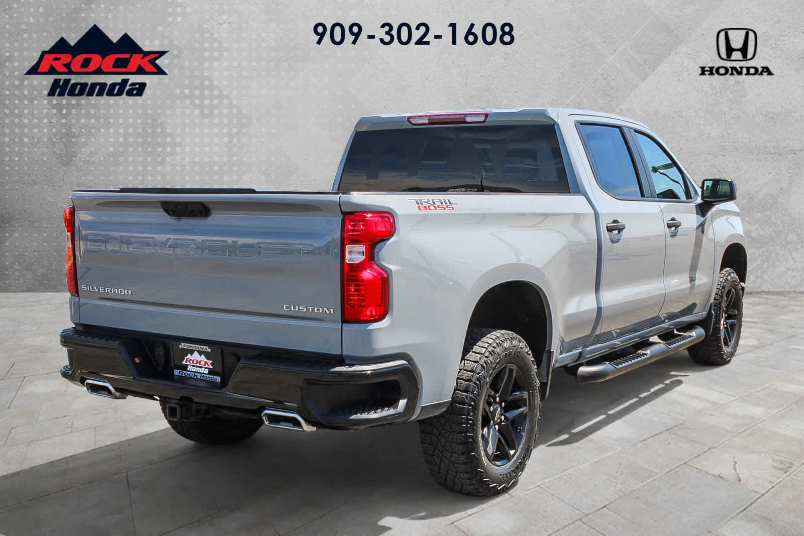 Used 2024 Chevrolet Silverado 1500 Custom Trail Boss AWD/4WD image 6