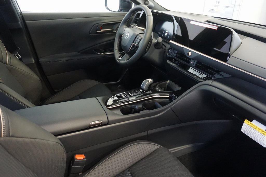 New 2026 Toyota Crown Platinum image 29