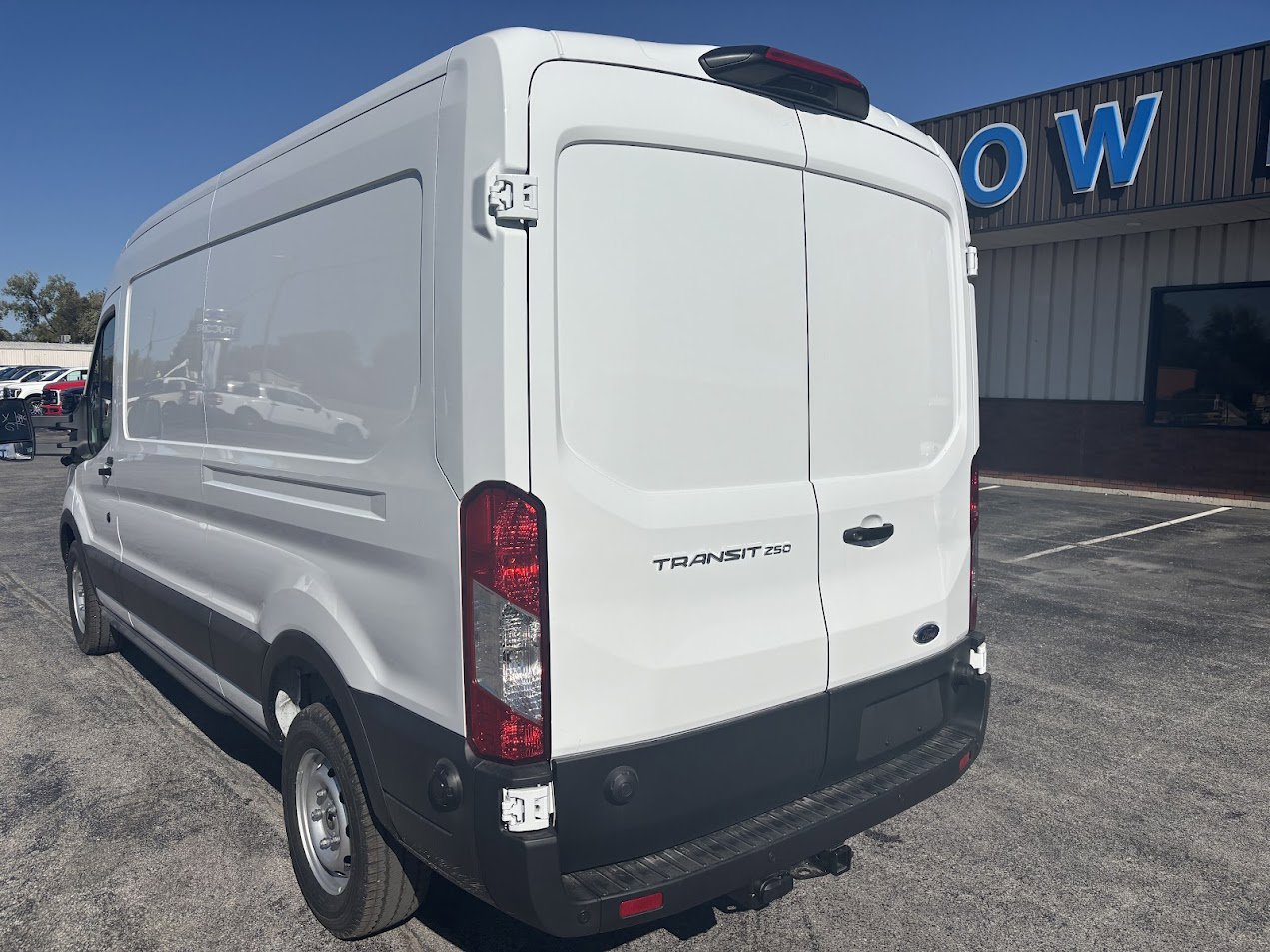 New 2025 Ford Transit 250 148 Medium Roof image 5