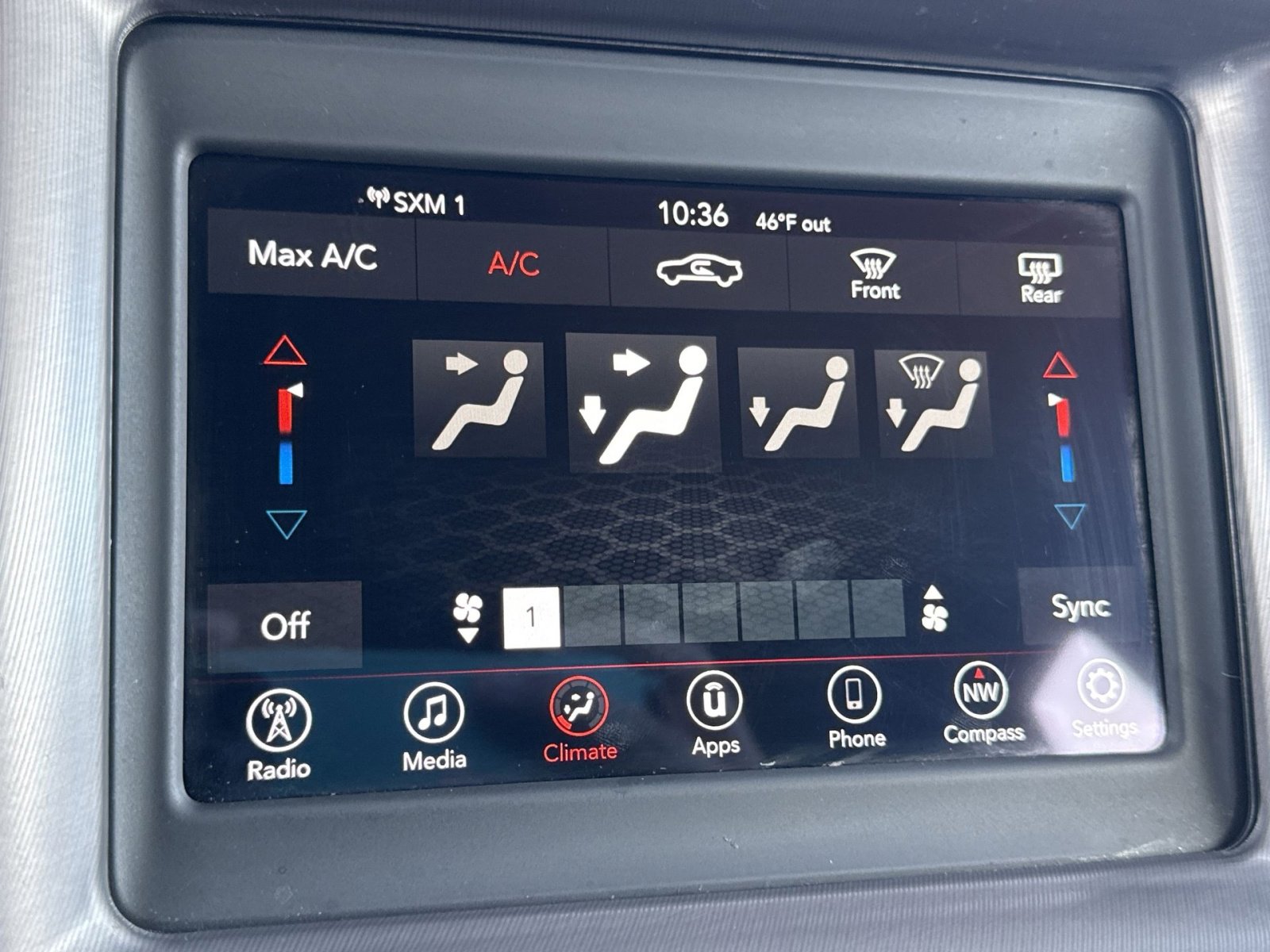 Used 2021 Dodge Charger SXT w/ Blacktop Package image 21