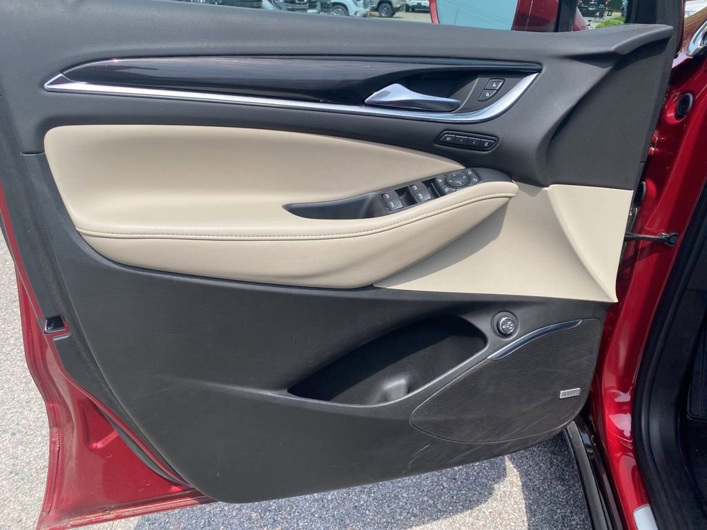 Used 2020 Buick Enclave Premium w/ Sun and Sites Package FWD image 13