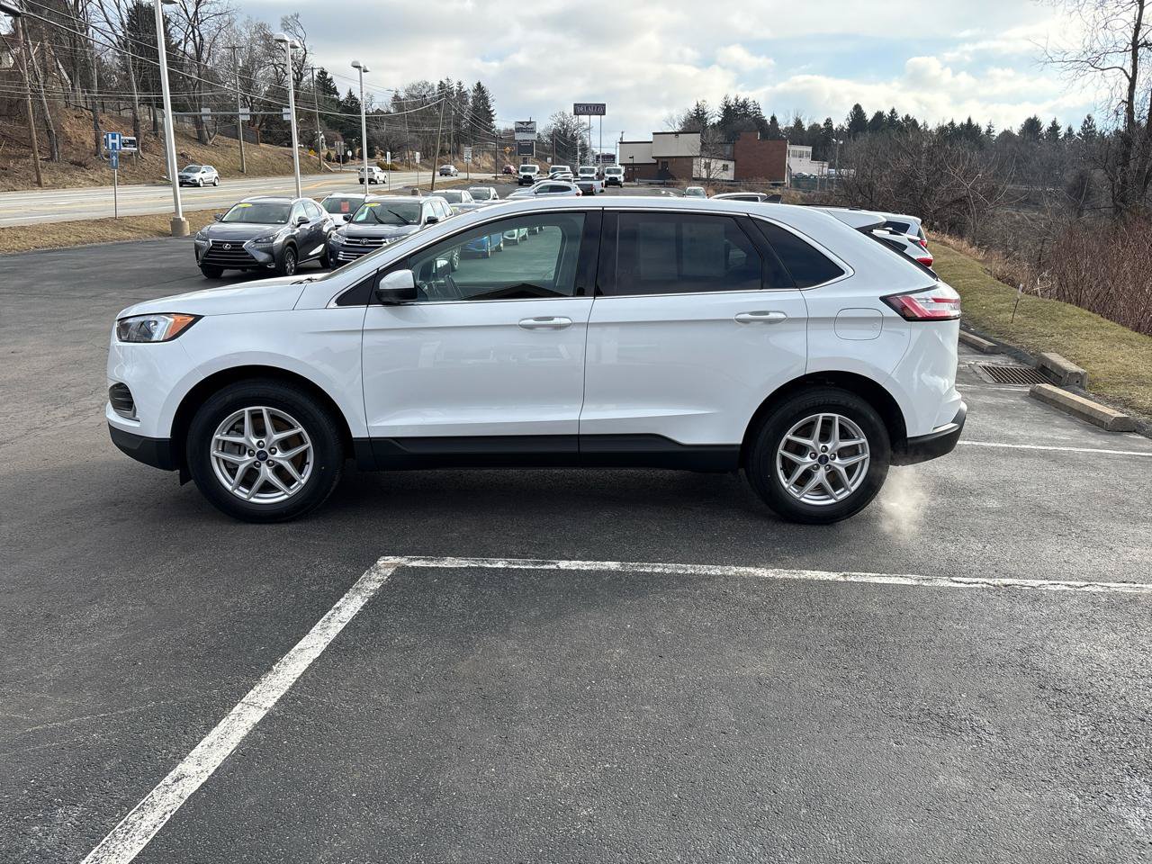 Used 2022 Ford Edge SEL w/ Convenience Package AWD/4WD image 8