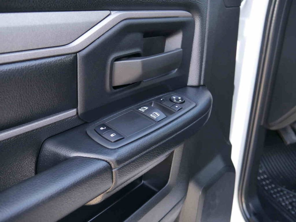 Used 2022 RAM 3500 Tradesman image 24