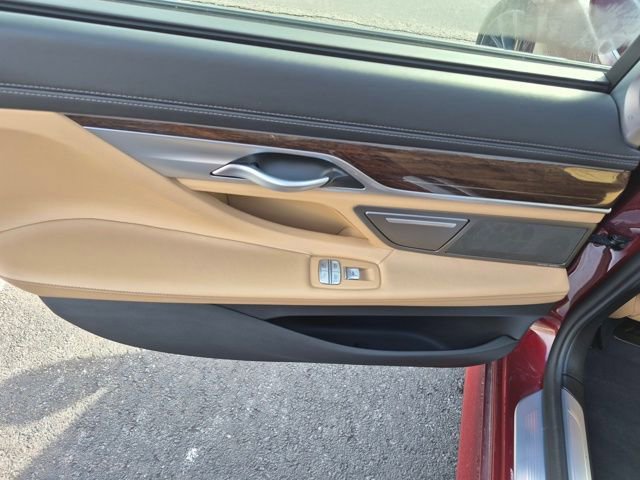 Used 2022 BMW 750i xDrive w/ Executive Package image 20