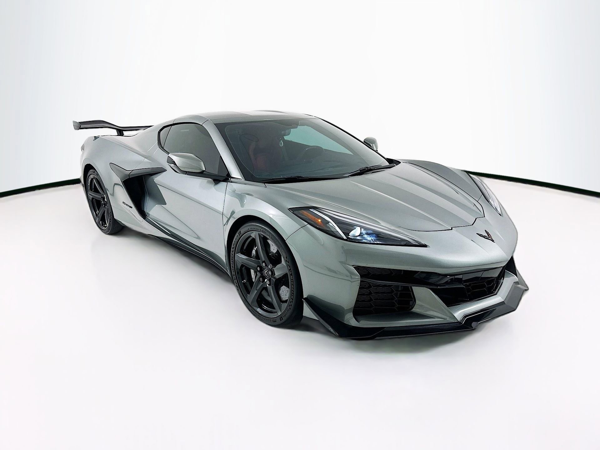 Used 2023 Chevrolet Corvette Z06 w/ Z07 Performance Package RWD image 1