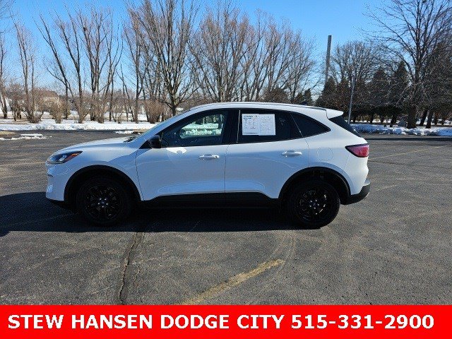 Used 2020 Ford Escape SE Sport image 1