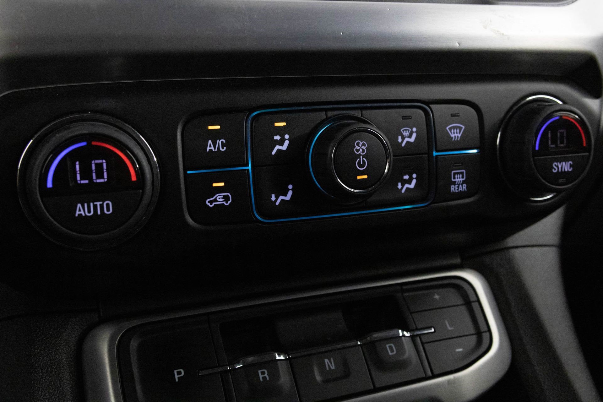 Certified 2023 GMC Acadia SLT image 27