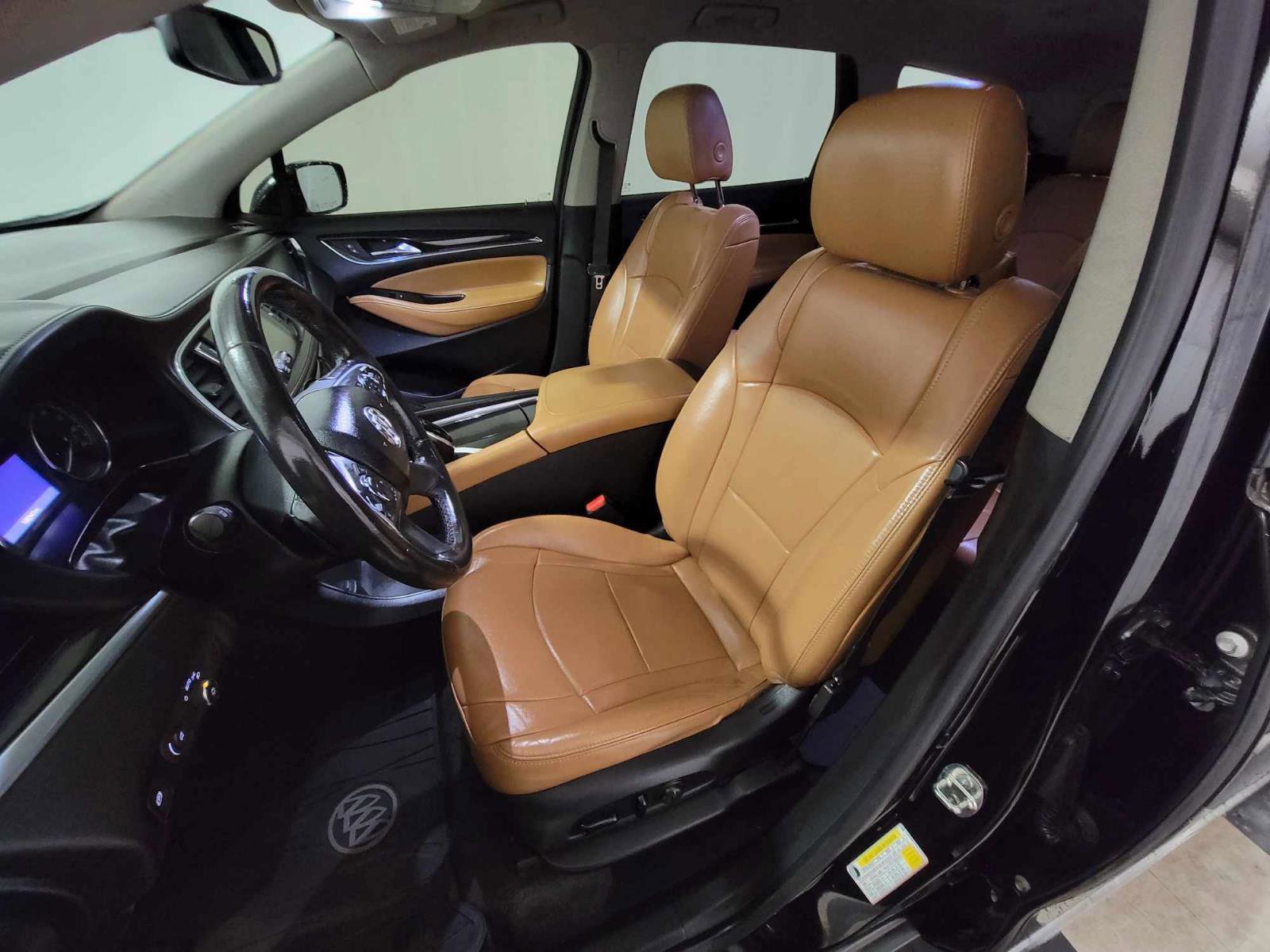 Used 2020 Buick Enclave Essence w/ Sport Touring Edition image 12