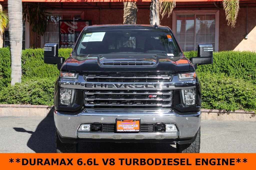 Used 2020 Chevrolet Silverado 2500 LTZ w/ LTZ Premium Package image 3