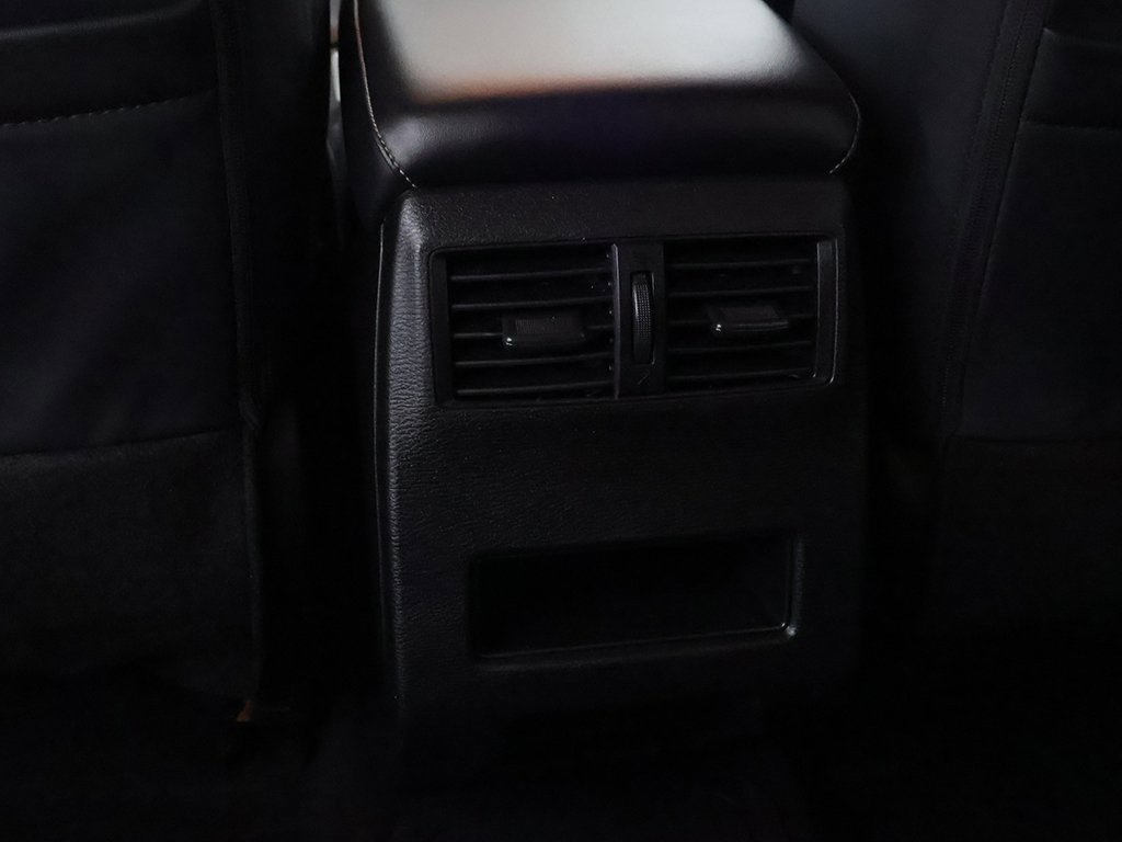 Used 2024 Mitsubishi Outlander SE image 49