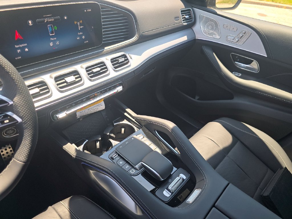 New 2026 Mercedes-Benz GLS 450 4MATIC image 32