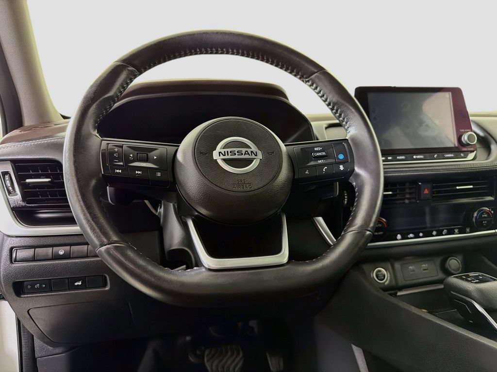 Used 2021 Nissan Rogue SV w/ Premium Package FWD image 15