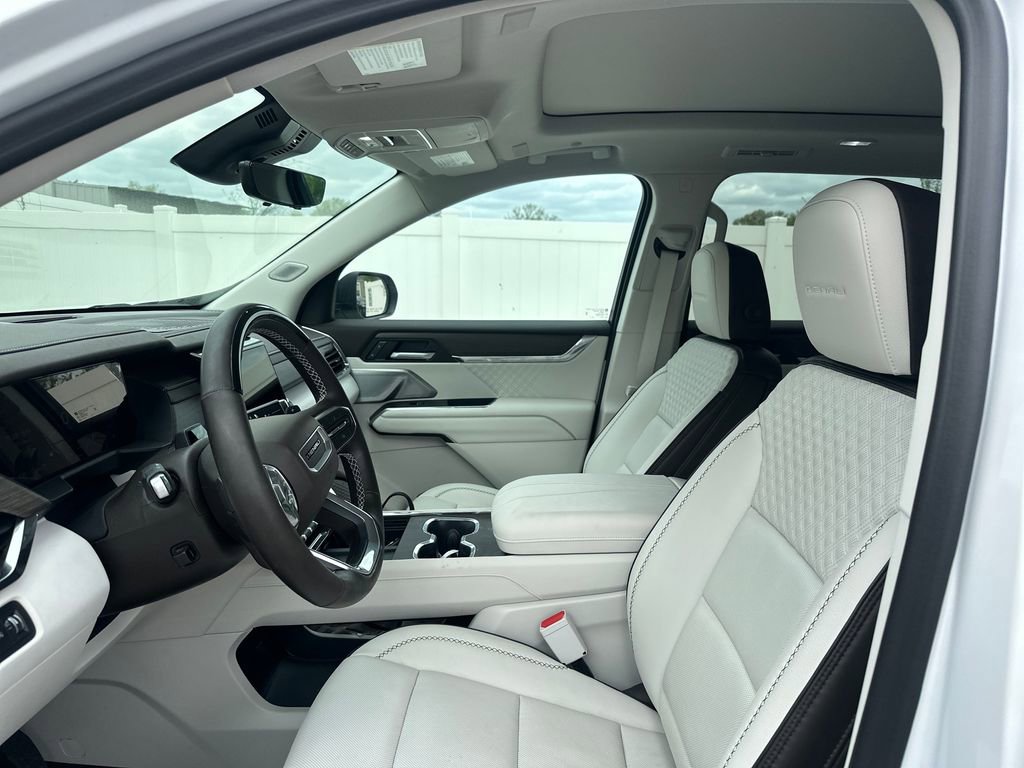 Used 2025 GMC Acadia Denali w/ Super Cruise Package AWD/4WD image 10