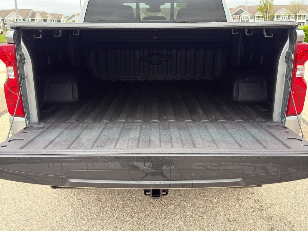 Used 2024 Chevrolet Silverado 1500 LT AWD/4WD image 15