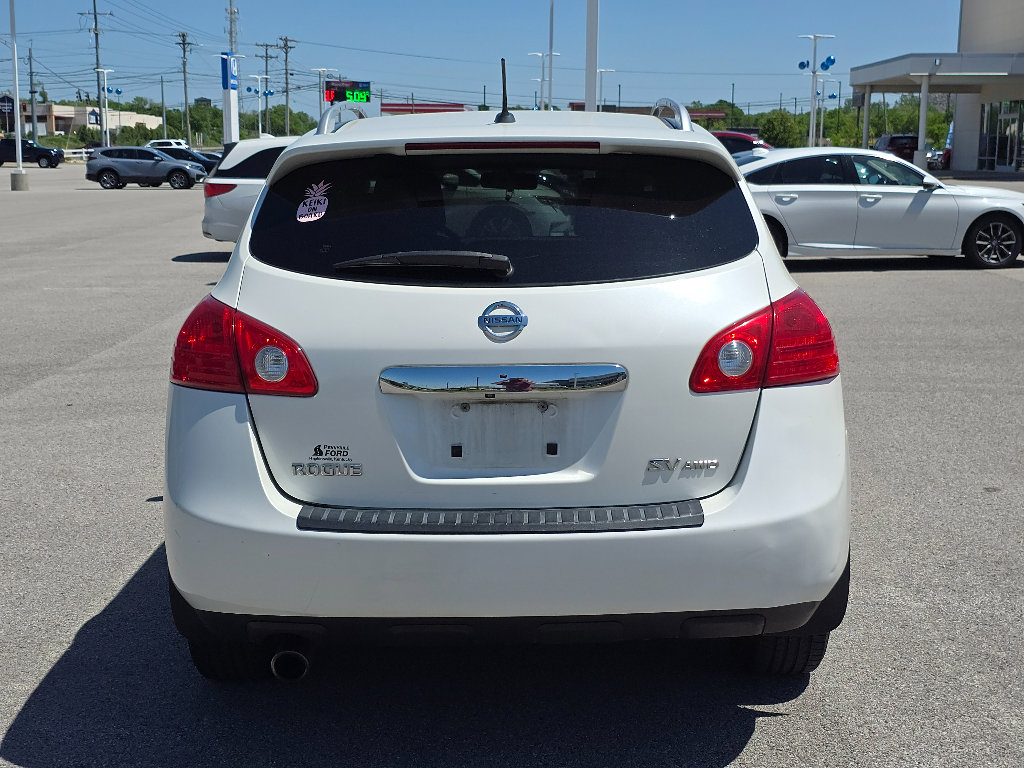 Used 2012 Nissan Rogue SV AWD/4WD image 4