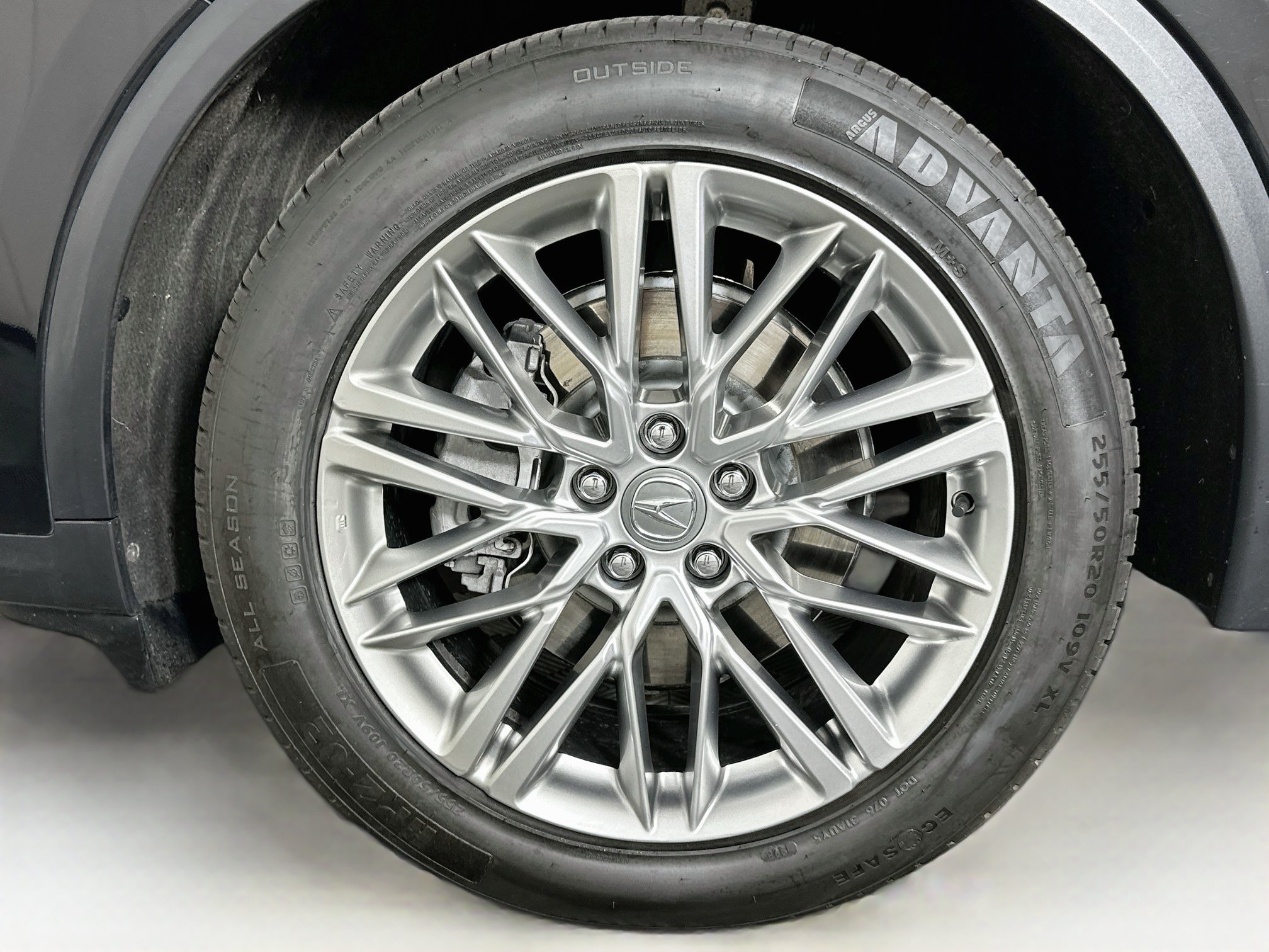 Used 2023 Acura MDX SH-AWD w/ Advance Package image 11