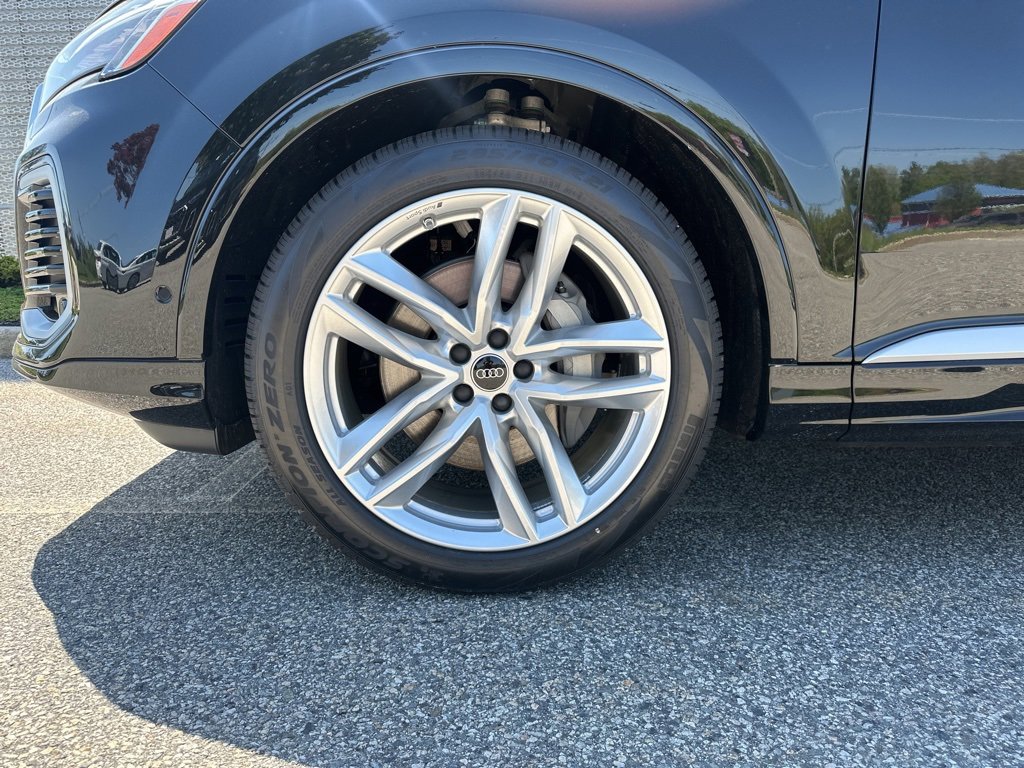 New 2025 Audi Q7 3.0T Premium Plus image 3