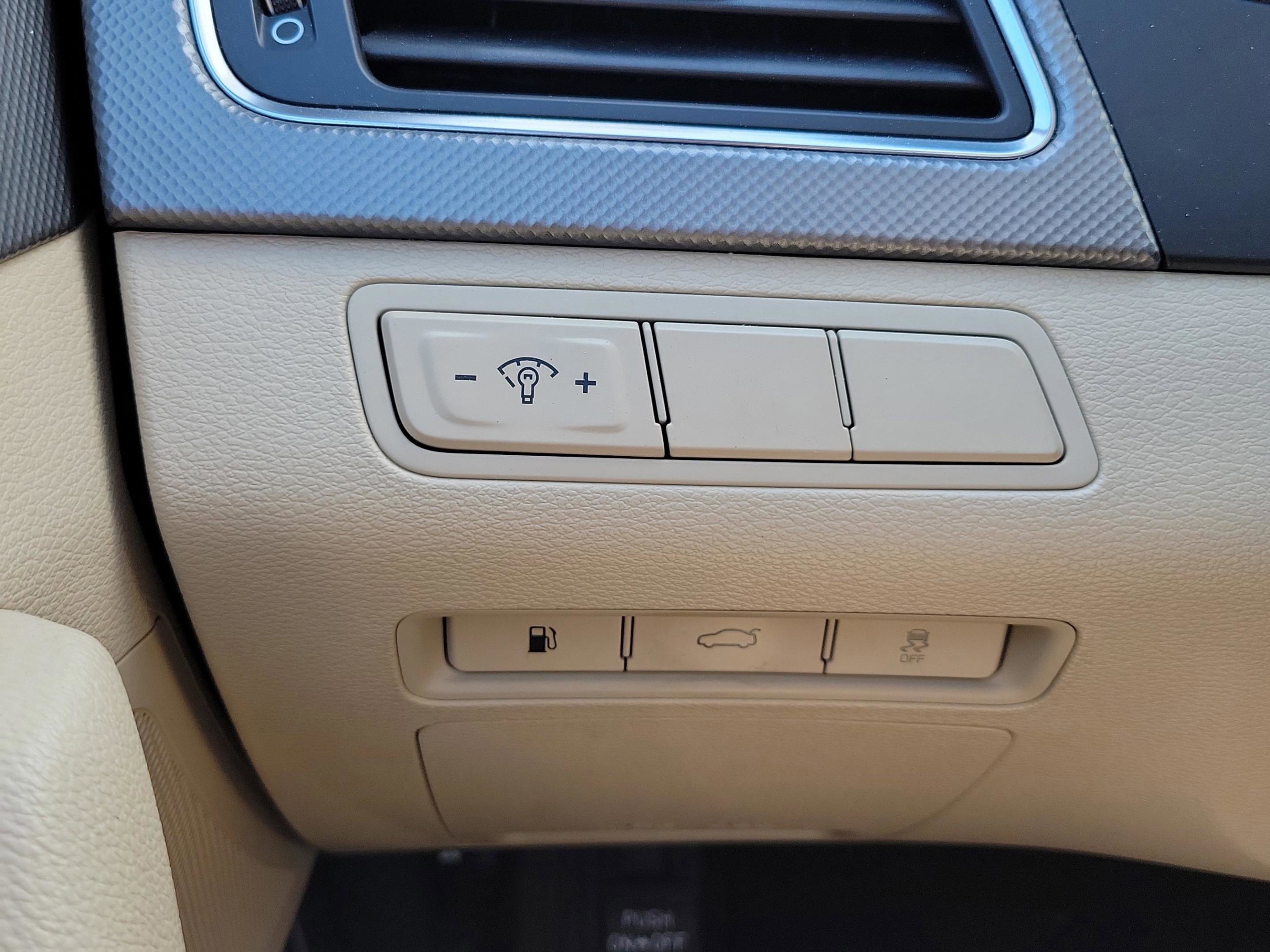 Used 2015 Hyundai Sonata SE w/ Option Group 09 image 10