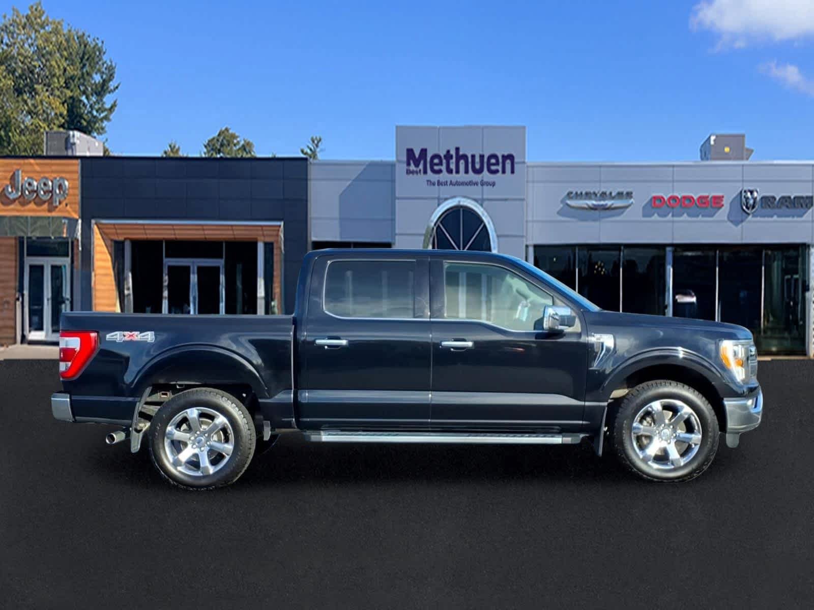 Used 2022 Ford F150 Lariat AWD/4WD image 2
