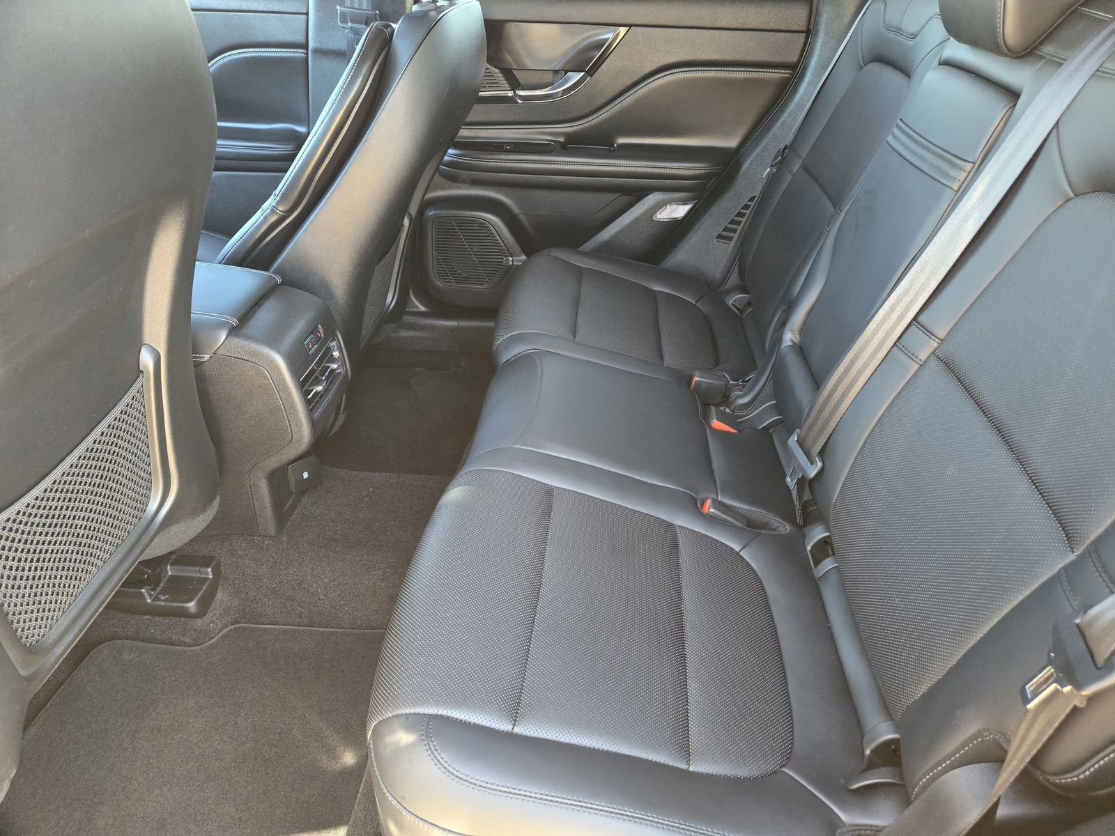 Used 2022 Lincoln Corsair FWD image 34