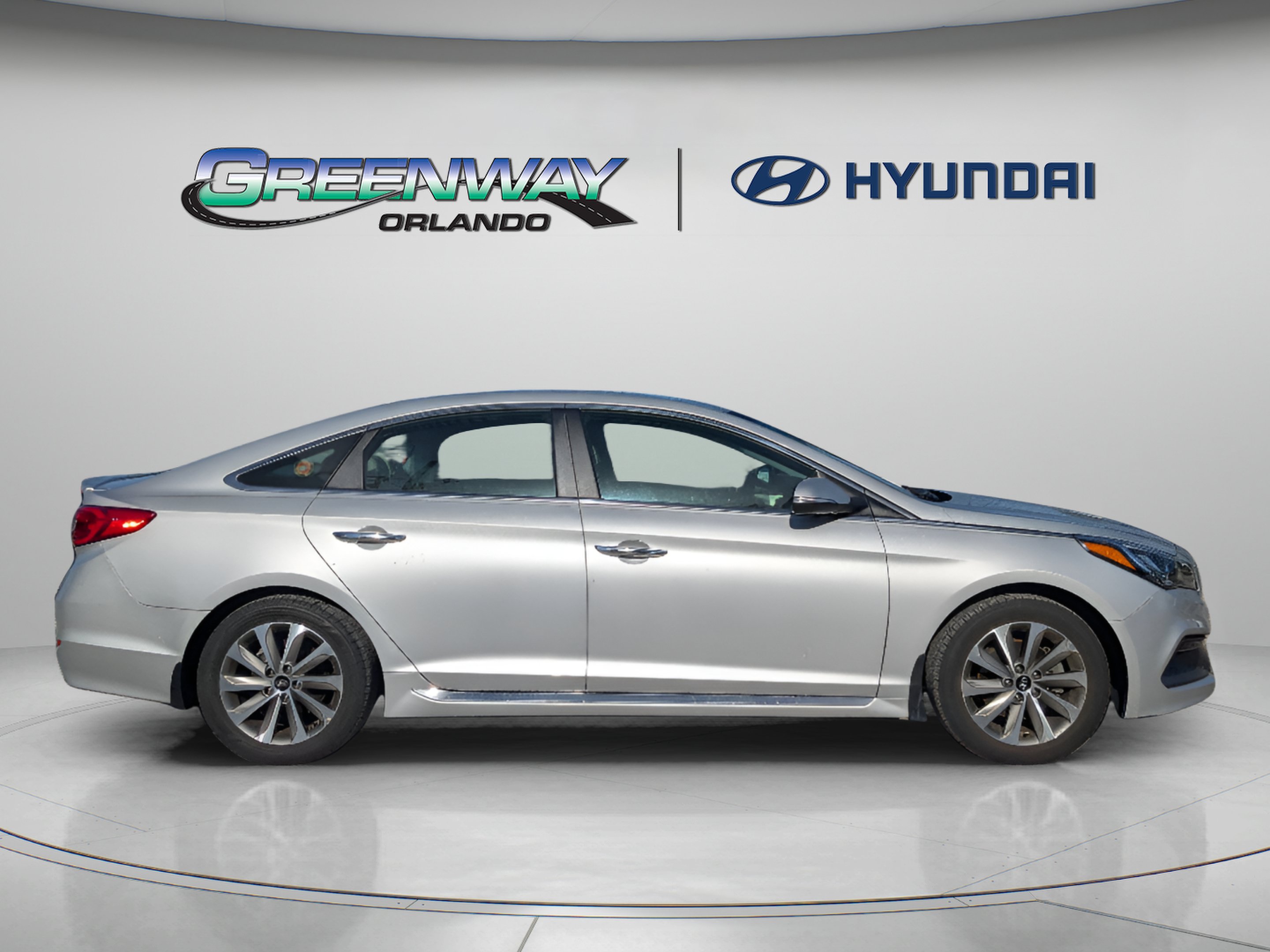 Used 2016 Hyundai Sonata Sport w/ Option Group 02 FWD image 8