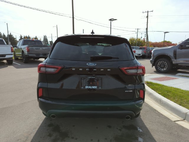 Certified 2024 Ford Escape ST-Line Select w/ Tech Pack #2 AWD/4WD image 4