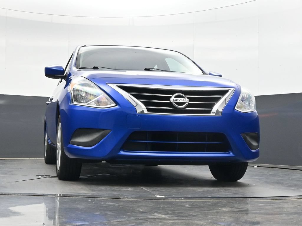 Used 2015 Nissan Versa SV FWD image 45