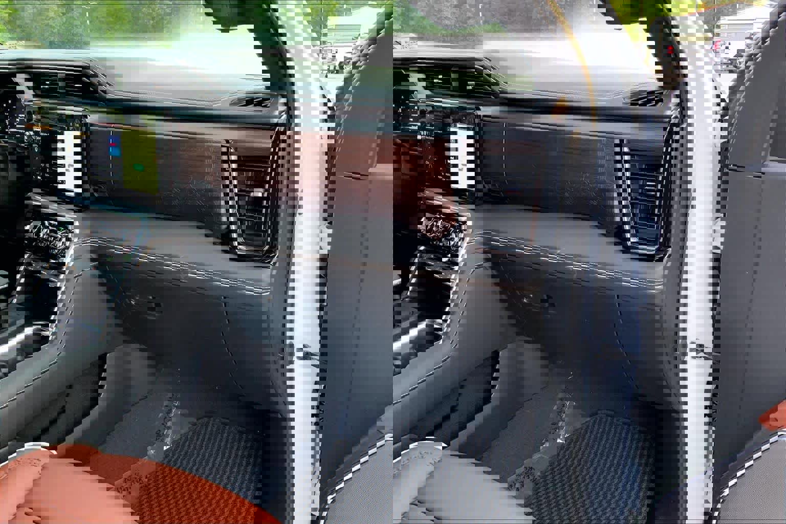 Used 2026 GMC Sierra 1500 Denali Ultimate image 17