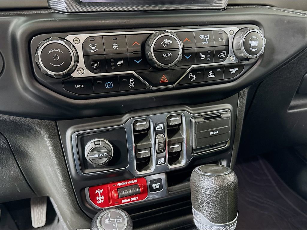 Used 2022 Jeep Wrangler Unlimited Rubicon 4xe w/ Cold Weather Group image 21