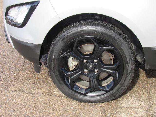 Certified 2021 Ford EcoSport SES image 3