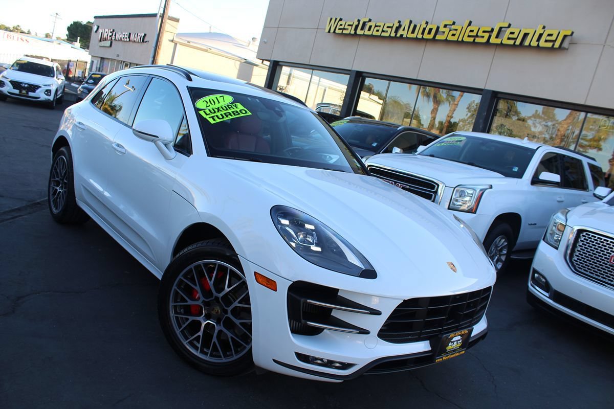 Used 2017 Porsche Macan Turbo AWD/4WD image 42