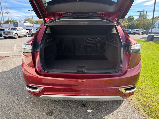 Used 2023 Buick Envision Avenir AWD/4WD image 8