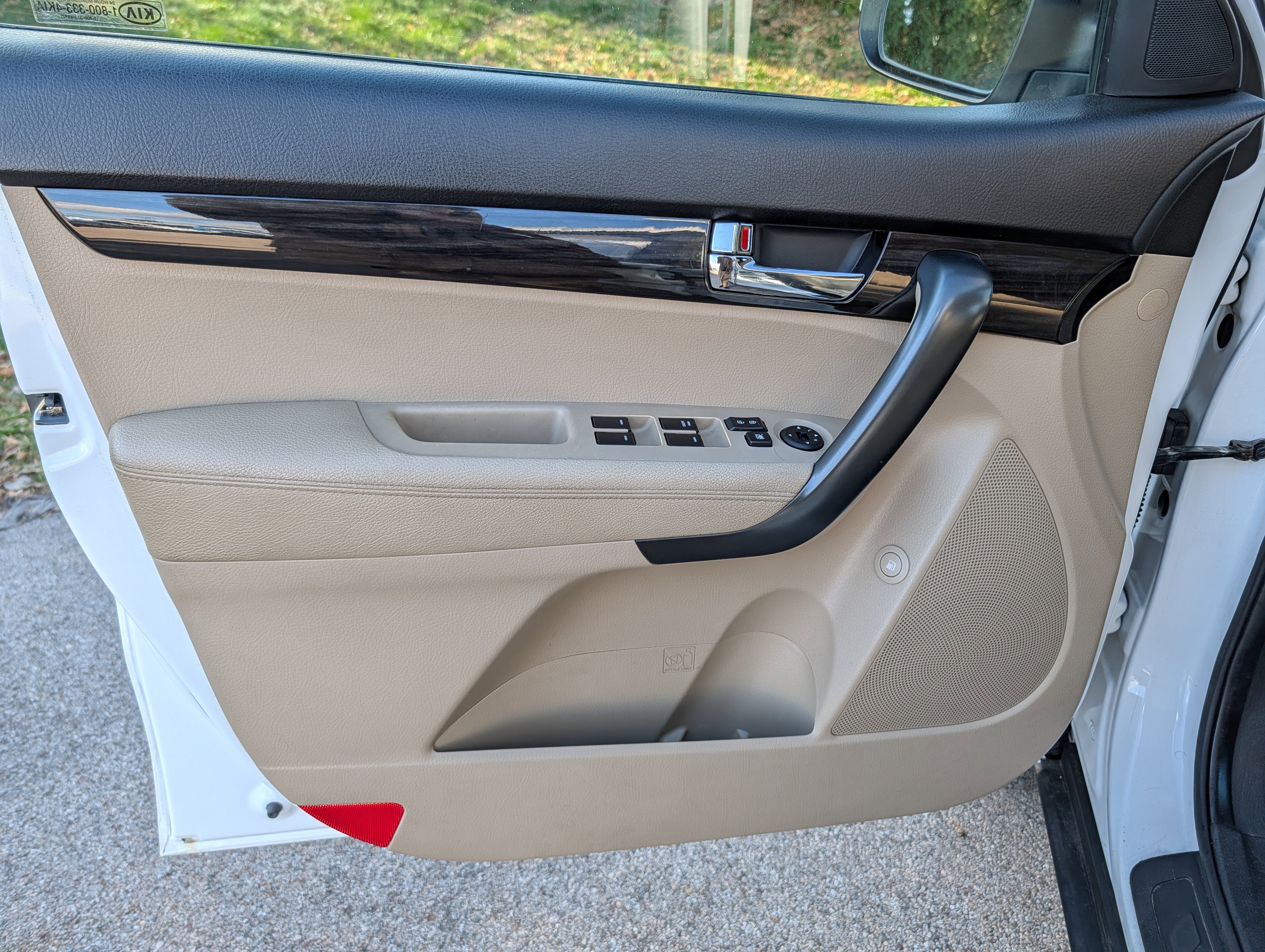 Used 2012 Kia Sorento LX w/ Convenience Pkg image 25