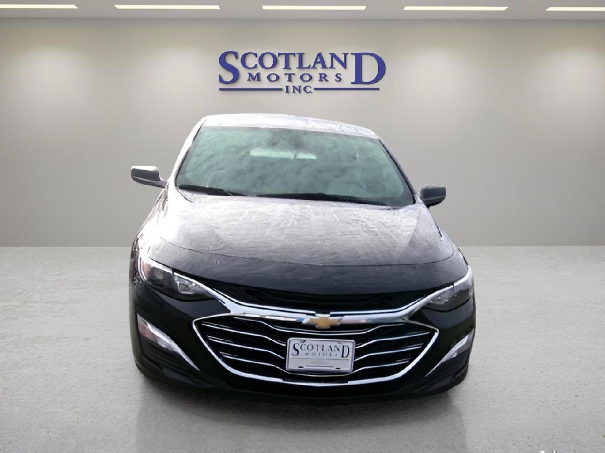 Used 2024 Chevrolet Malibu LS FWD image 3