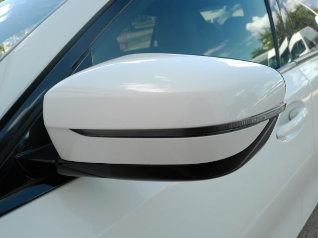 Used 2022 BMW 330e w/ Driving Assistance Package RWD image 18