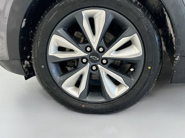 Used 2022 Chevrolet Bolt EUV LT w/ Convenience Package image 29