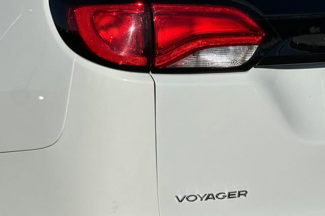Certified 2023 Chrysler Voyager LX image 27