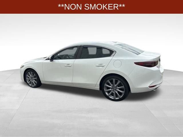 Used 2020 MAZDA MAZDA3 AWD Sedan w/ Preferred Package image 4