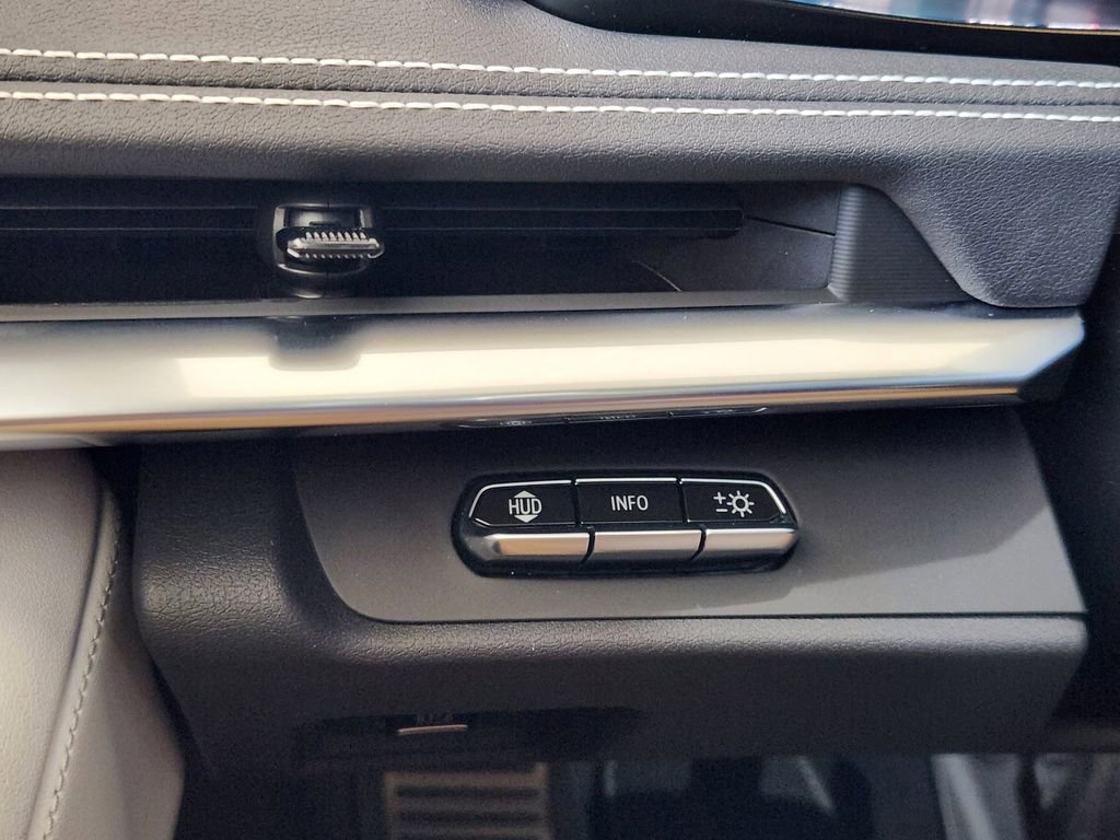 Used 2024 Chevrolet Corvette Stingray Preferred Cpe w/ 2LT RWD image 27