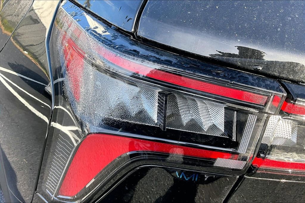 Used 2025 Chevrolet Equinox LT w/ Safety and Technology Package image 21