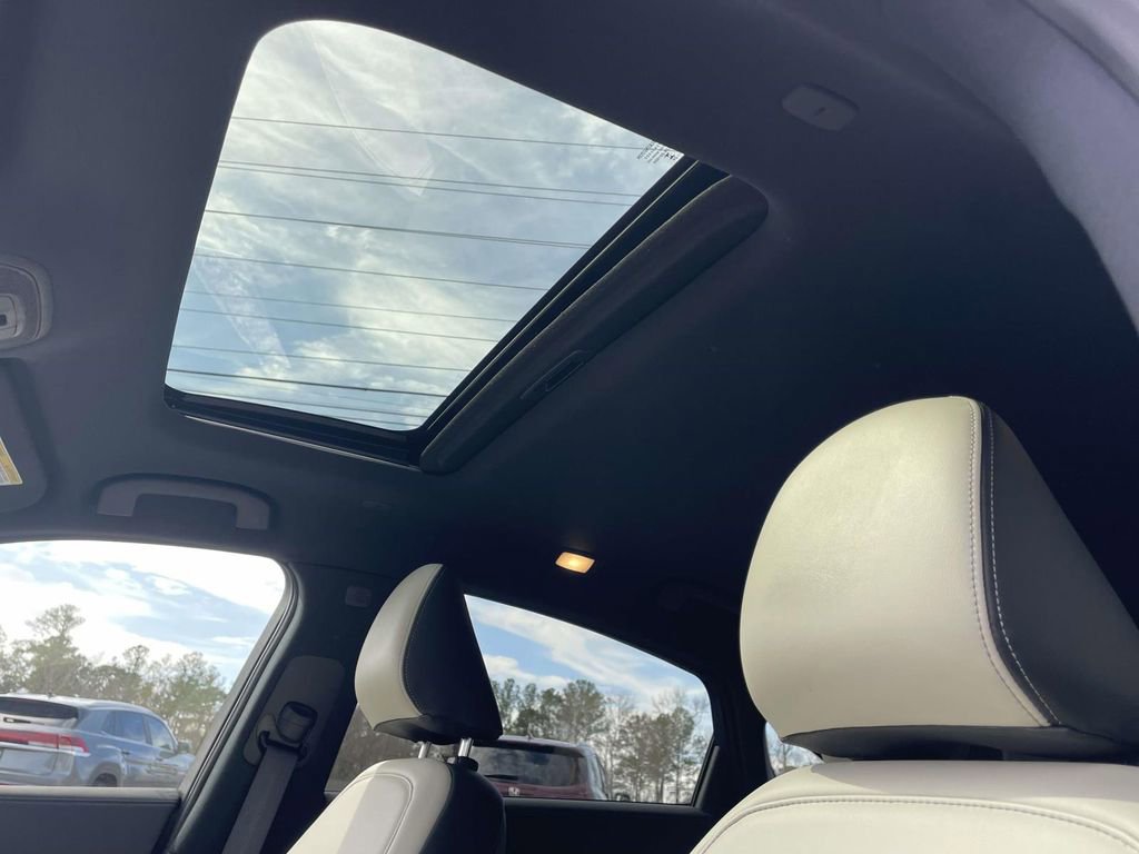 Used 2025 INFINITI QX55 Luxe w/ Cargo Package image 14